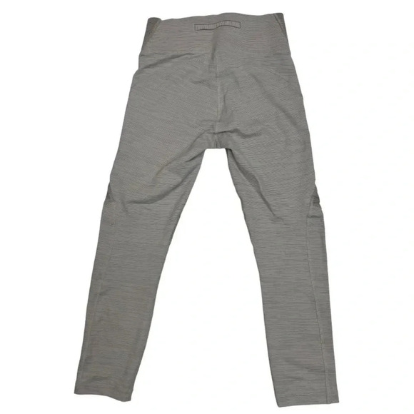 Outdoor Voices TechSweat Two-Tone Kneecap Leggings - Picture 3 of 9